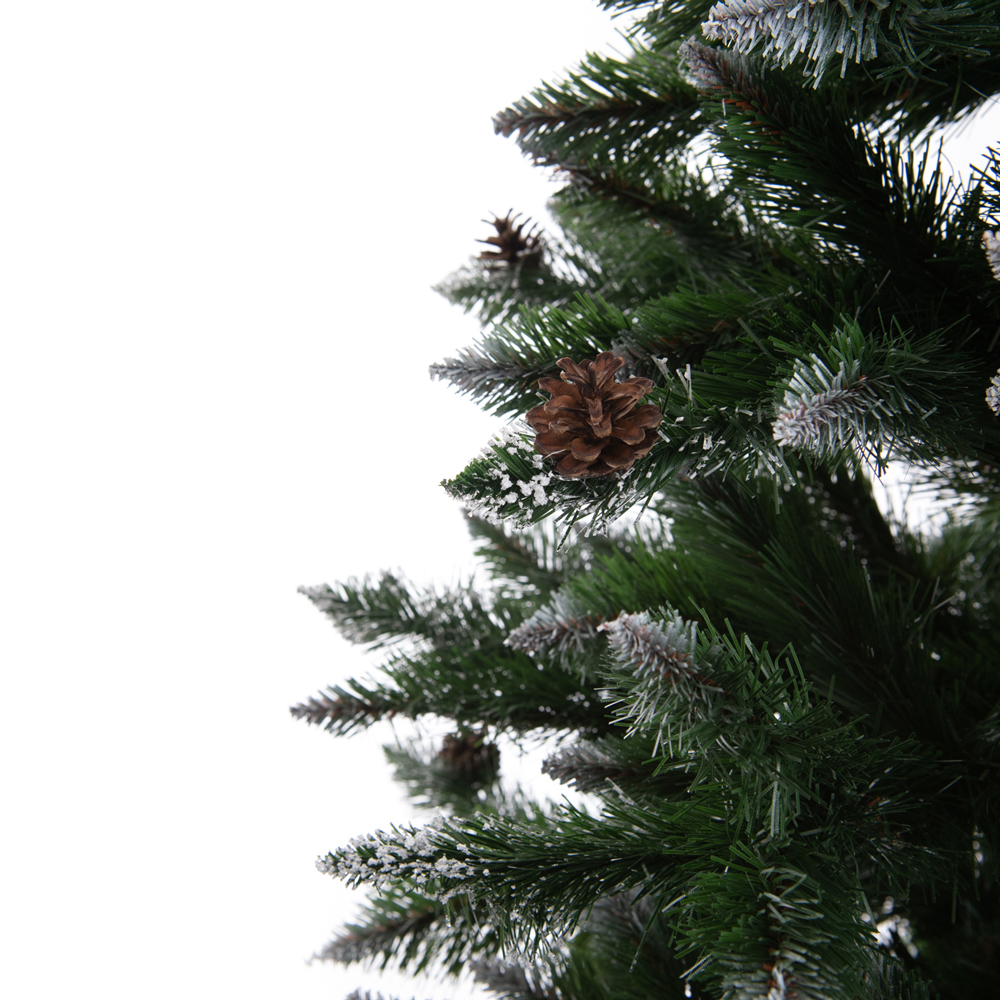 Weihnachtsbaum Bergamo - künstliche Kiefer grün gefrostet mit Brokat und Zapfen
